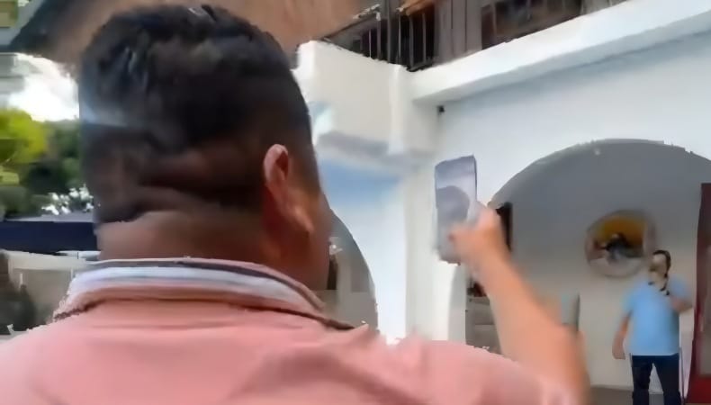 los dos grabando