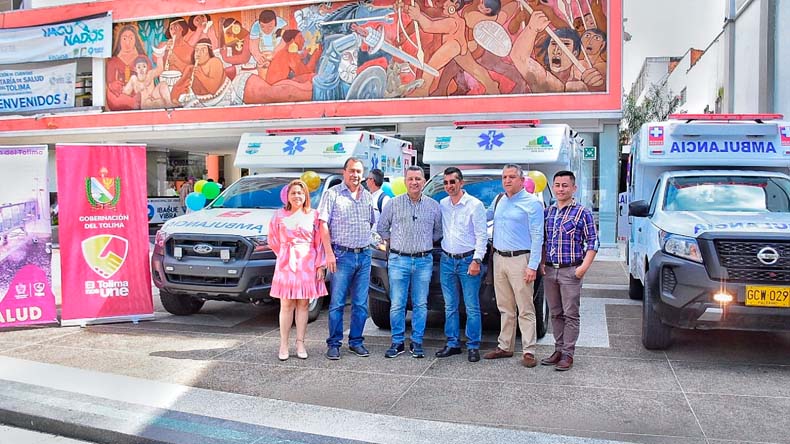 Entrega de ambulancias en el Tolima