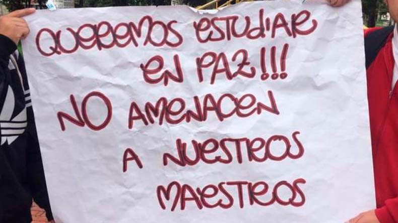 Docentes amenazados 14 2 22
