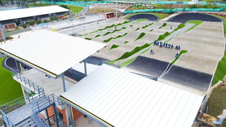 pista adentro