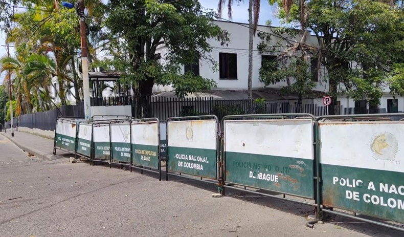 cerraa la vía quinta