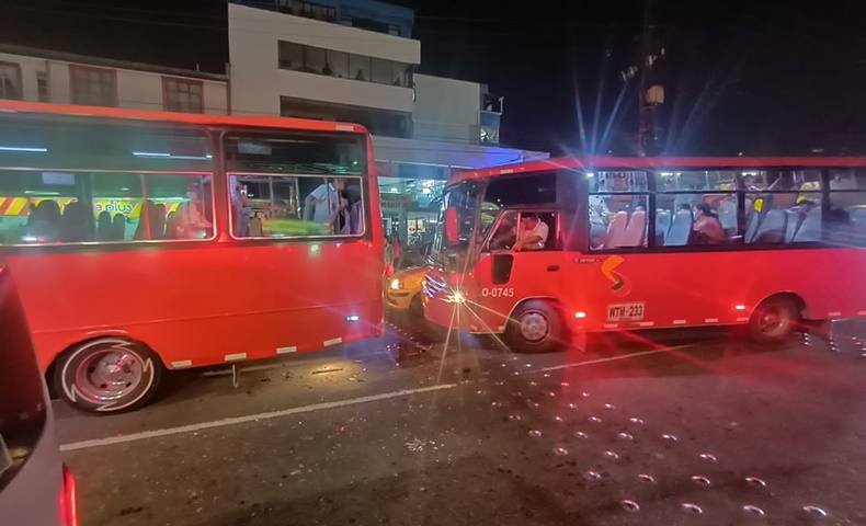 accidente dos busetas