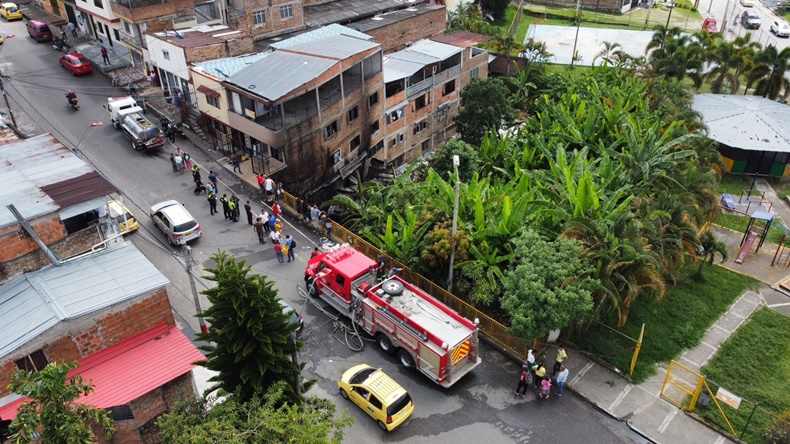 adentro incendio