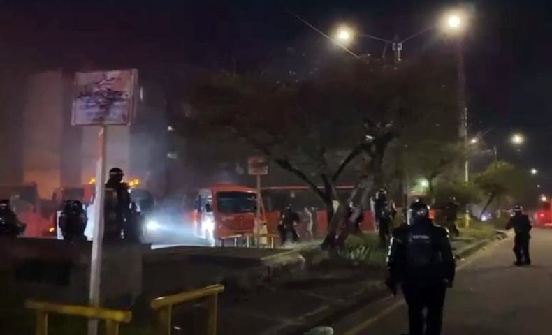 buseta policias