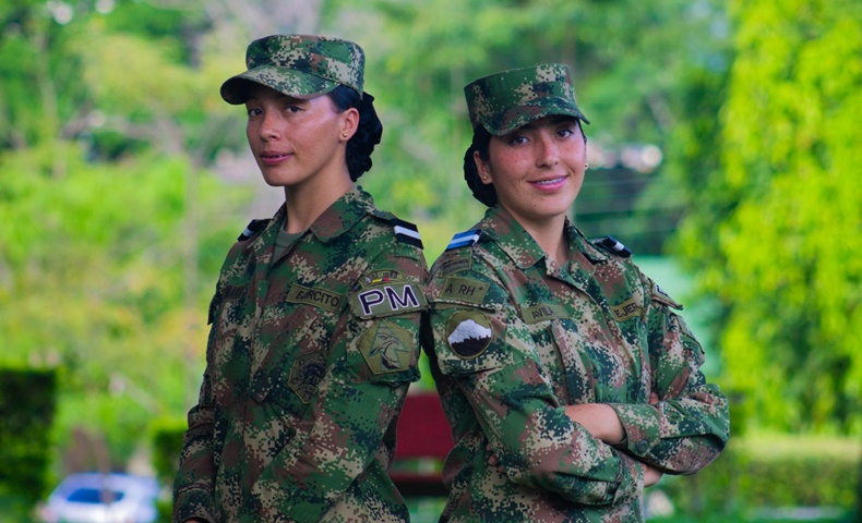 Hermanas militares