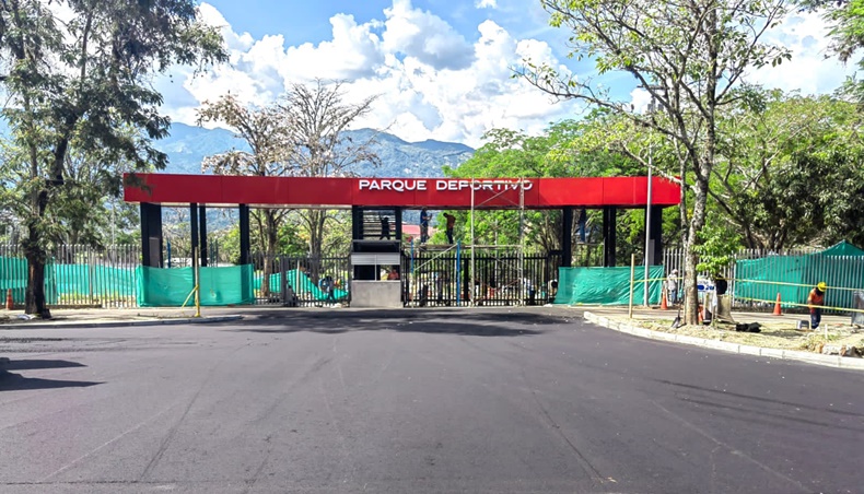 parque deportivo entrada