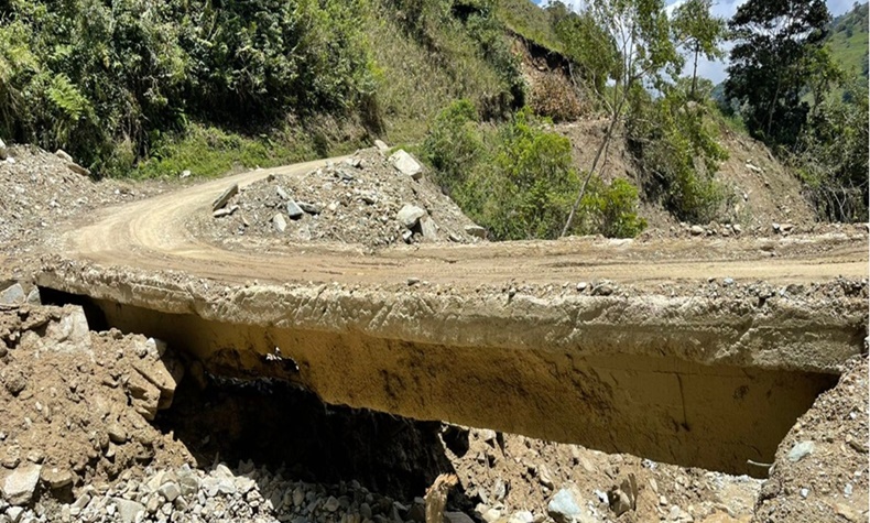 El puente en mal estado