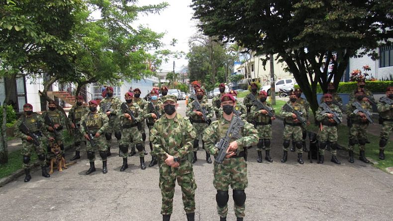 Fuerzas 23 08