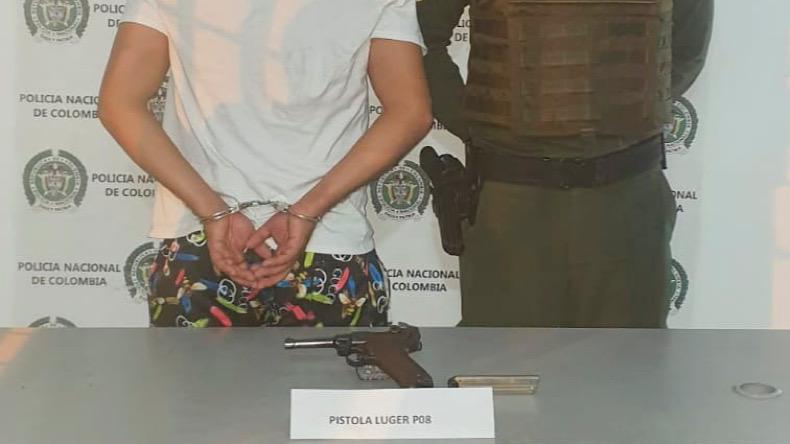 Pistola 65