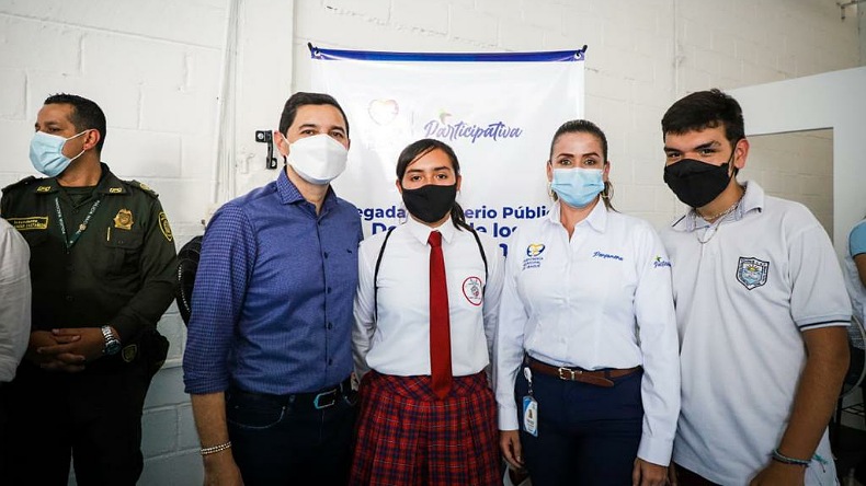 Alcaldía en los colegios