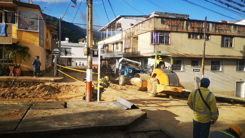 Arreglan malla víal