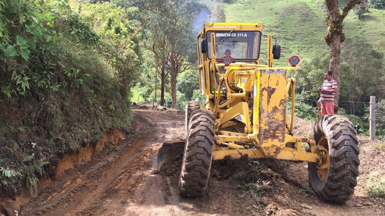 Vías terciarias ibagué arreglo emergencia