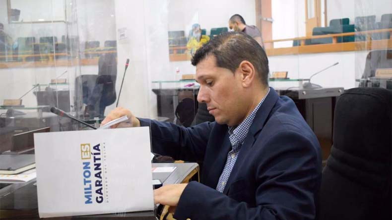 Milton se despidi de la asamblea