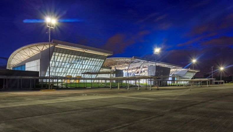 aeropuertoperales.jpg