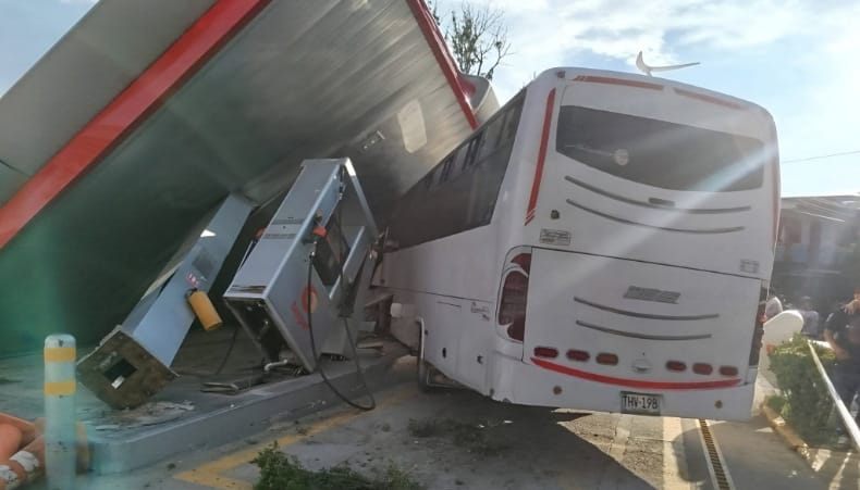 estaciondegasolina.jpg