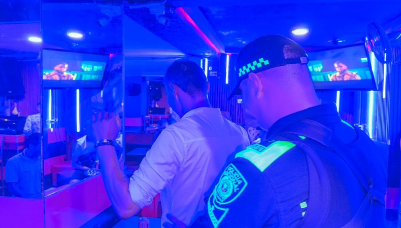 policianoeditada19_1.jpg